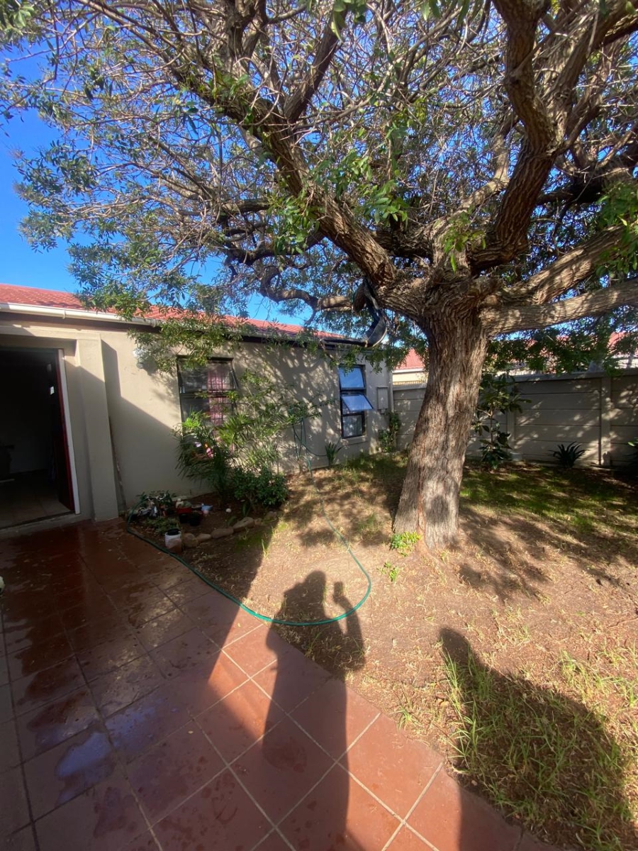 To Let 2 Bedroom Property for Rent in Goedehoop Western Cape